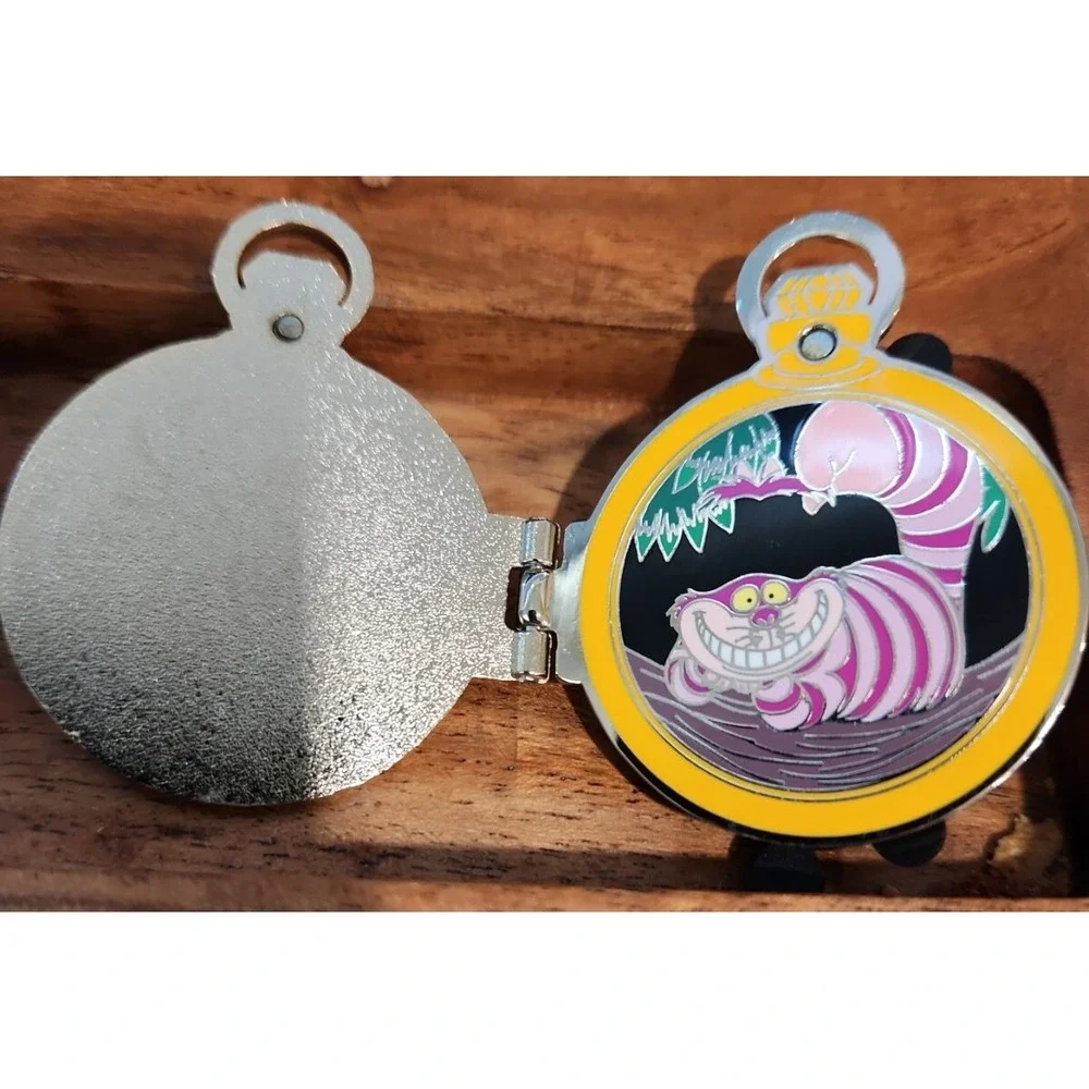 Disney Pin CHESHIRE CAT POCKET WATCH ALICE Artist Proof LE Only 25 made AP 00049 - Picture 3 of 4